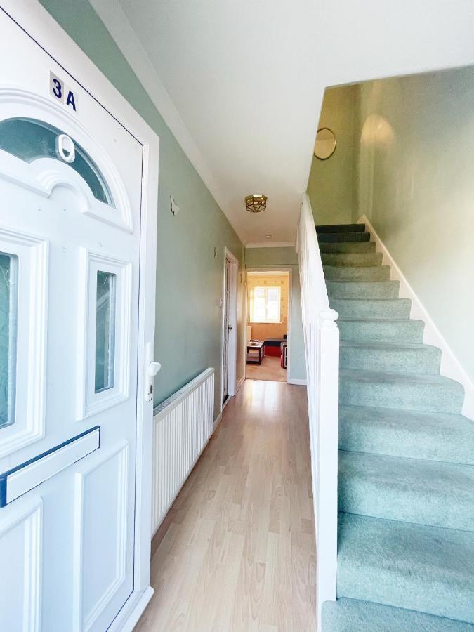 3 Bed Duplex Flat, Free Wifi & Netflix, Ideal For Contractors Lägenhet Gravesend Exteriör bild